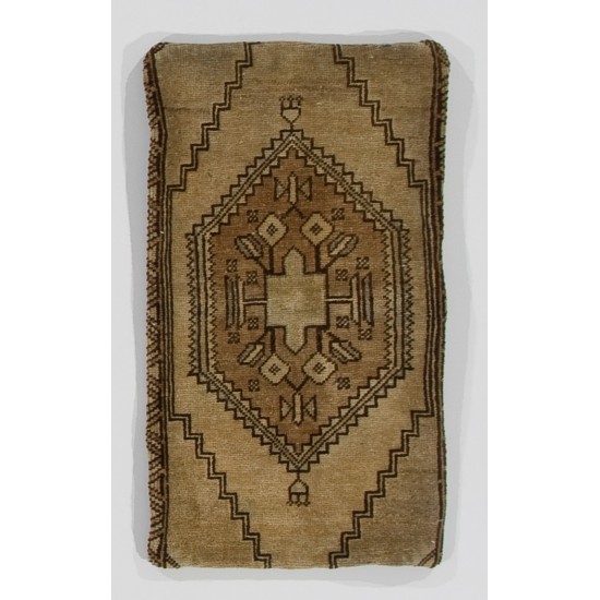 Handmade Oushak Lace Pillow, Turkish Rug Cushion Cover in Neutral Colors Handmade Oushak Lace Pillow, Turkish Rug Cushion Cover in Neutral Colors