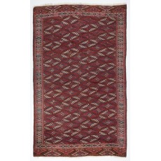 Antique Turkoman Yomut Main Carpet. 19th Century. 
