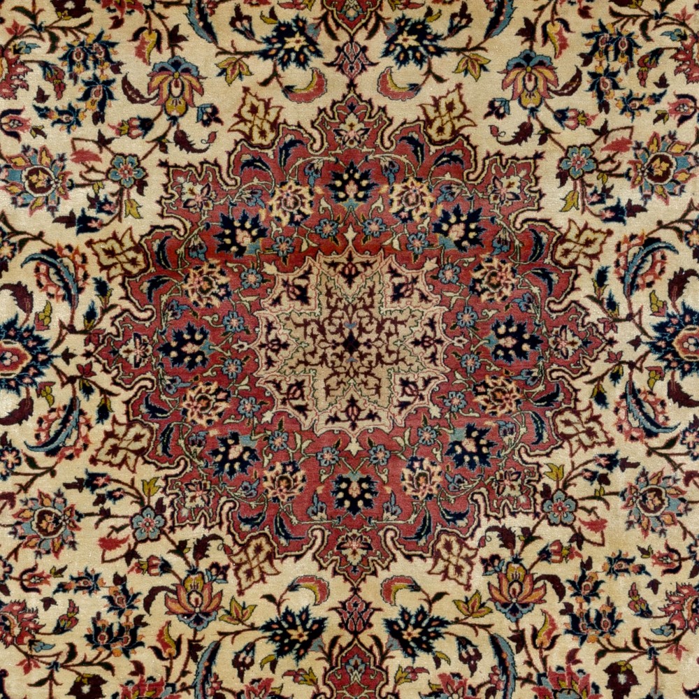 Antique Persian Isfahan Rug, Fine Traditional Oriental Wool Carpet