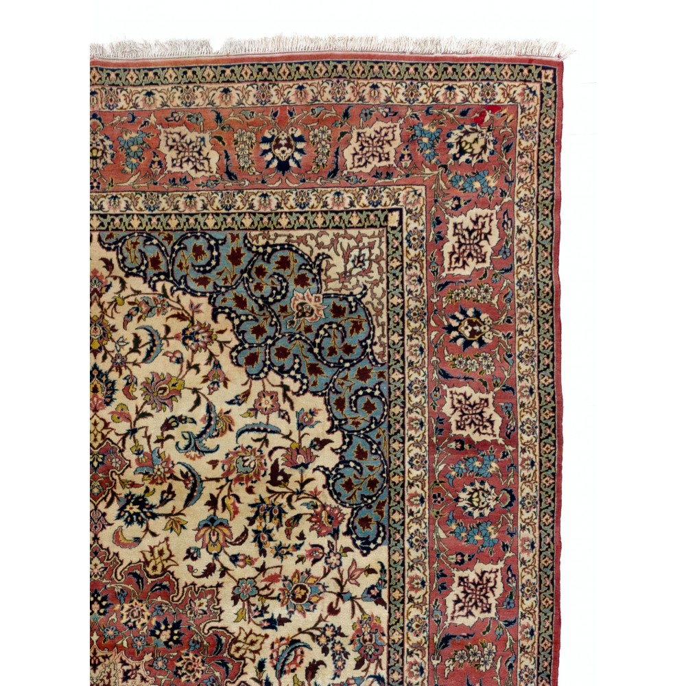 Antique Persian Isfahan Rug, Fine Traditional Oriental Wool Carpet