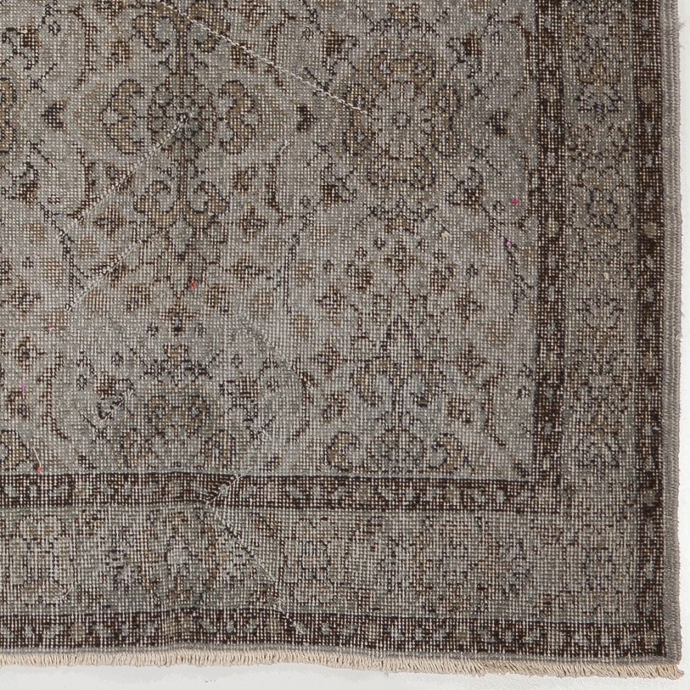 Modern Gray Accent Rug, Floral Design Handmade Turkish Carpet Modern Gray Accent Rug, Floral Design Handmade Turkish Carpet