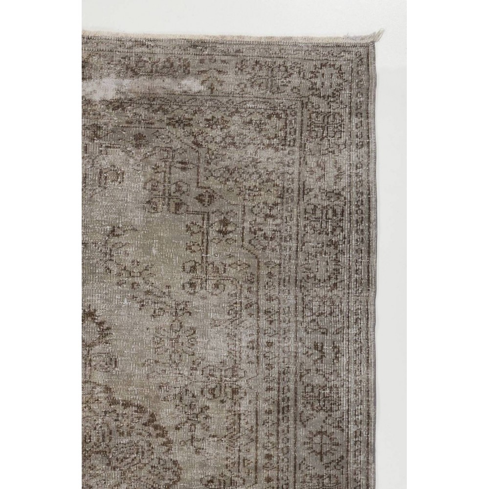 Handmade Turkish Rug in Gray Color, Modern Upcycled Wool Grey Rug