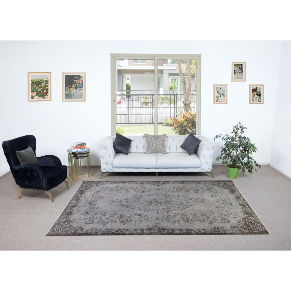 Contemporary Hand Knotted Turkish Wool Area Rug in Gray Color