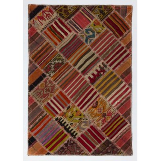 Vintage Handmade Turkish Patchwork Kilim Rug (flat-weave) with Tribal Flair in Very Good Condition