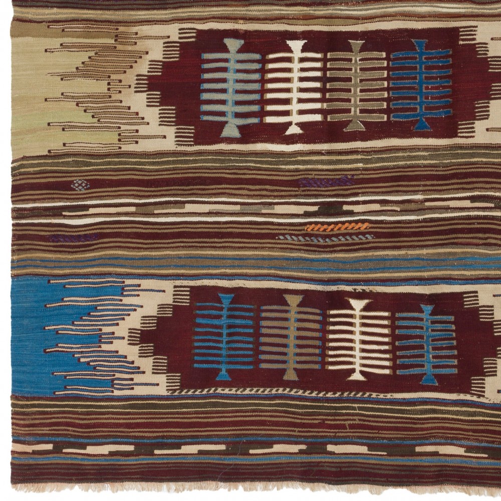 Vintage Nomadic Kilim, Flat-Woven Wool Floor Covering