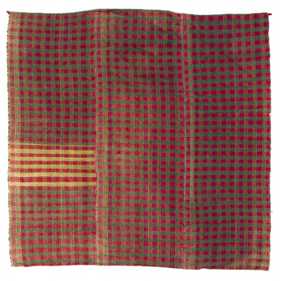 Chequered Turkish Kilim in Red and Green Colors, Handwoven Wool Rug Chequered Turkish Kilim in Red and Green Colors, Handwoven Wool Rug