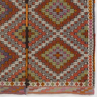 Vintage Turkish Jijim Kilim, Handwoven Embroidered Flatweave Rug with Diamond Design, 100% Wool
