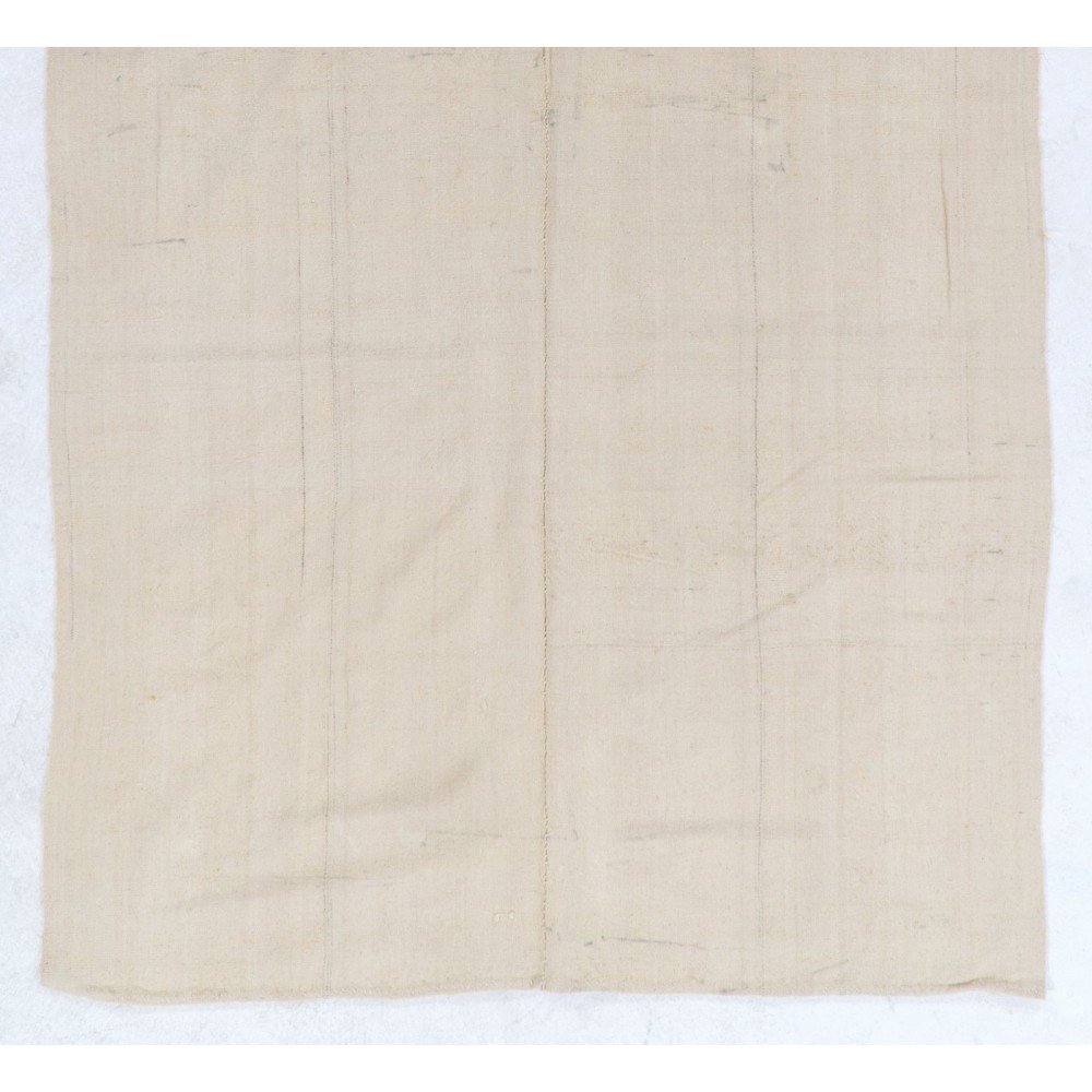 Minimalist Vintage Hand-woven Turkish Kilim Rug (Flat-weave) in Cream Color, 100% Natural Wool