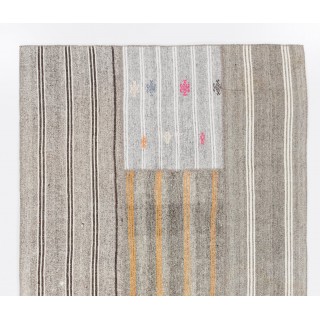 Hand-woven Vintage Central Anatolian Kilim (Flat-weave) Hand-woven Vintage Central Anatolian Kilim (Flat-weave)