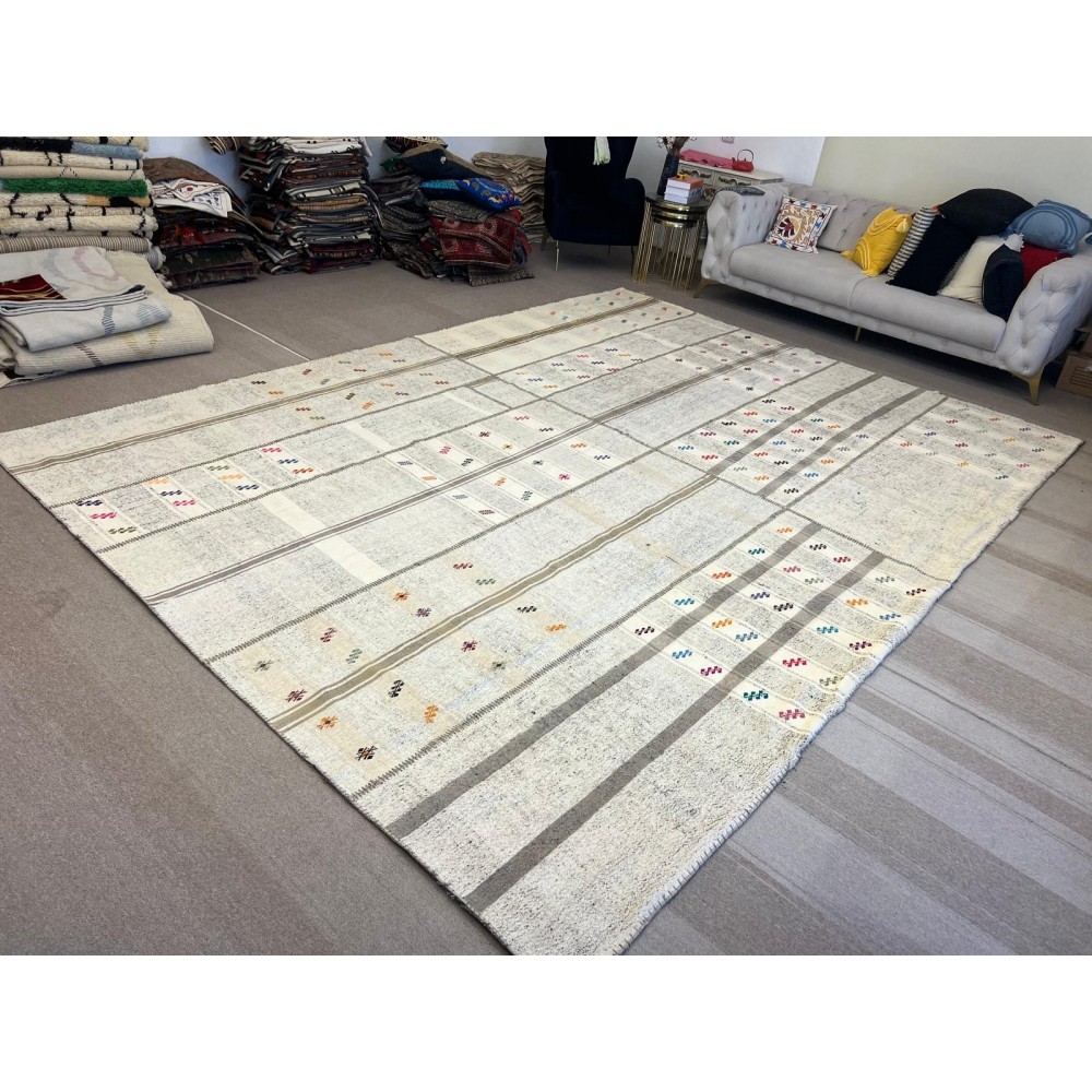 Vintage Hand-woven Wool Patchwork Flat-weave / Kilim. Turkish Rug