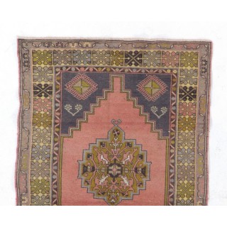 One-of-a-Kind Vintage Hand-Knotted Oriental Rug. Wool Floor Covering