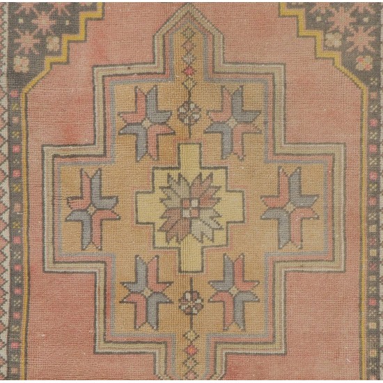 Vintage Sun Faded Oriental Rug in Soft Colors, Wool Handmade Carpet