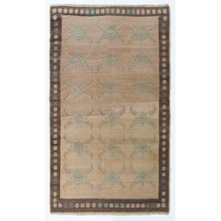 One-of-a-Kind Vintage Hand-Knotted Wool Rug from Karapinar / Turkey. 100% Wool