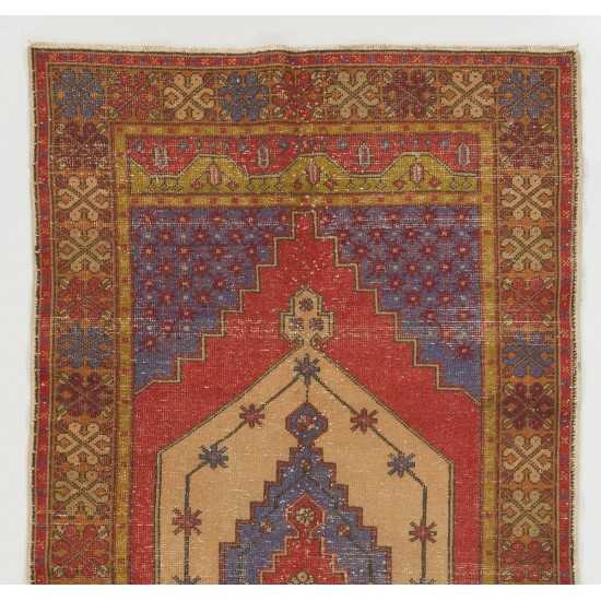Vintage Turkish Rug, 100% Wool. Traditional Old Hand-knotted Carpet