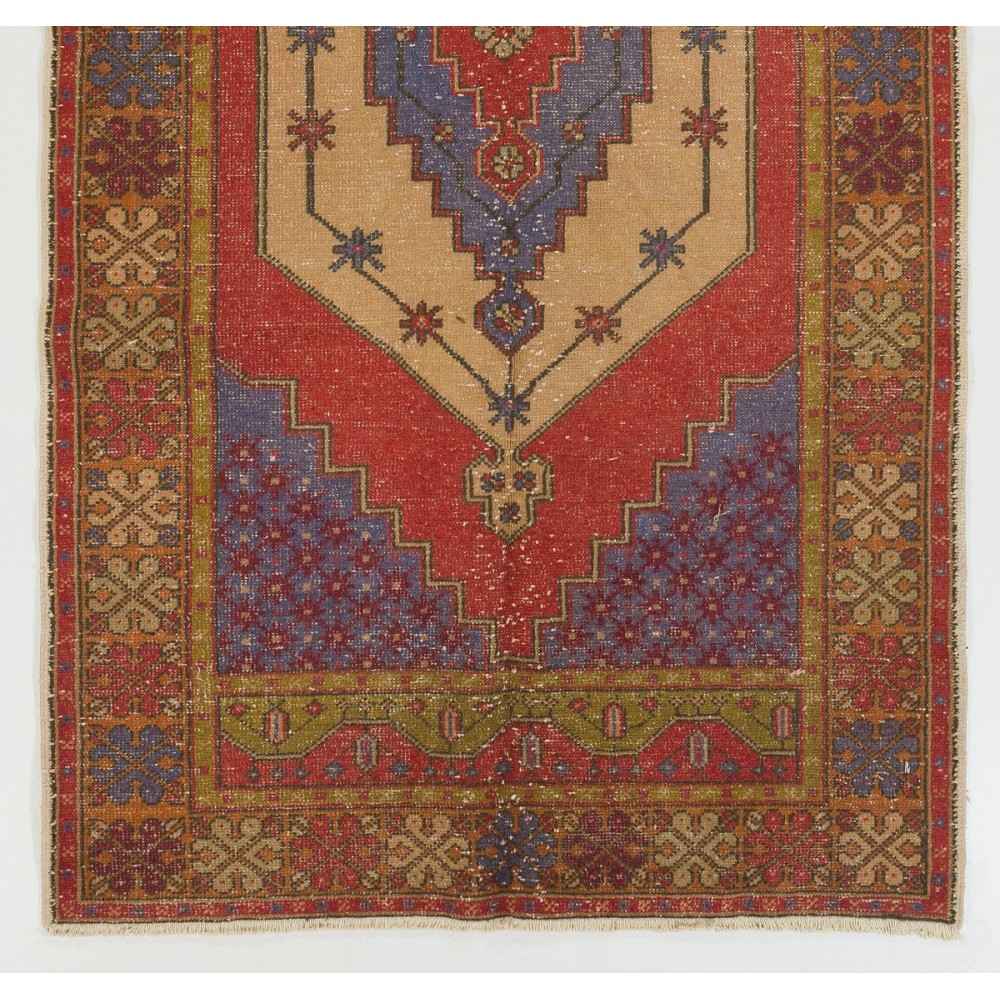 Vintage Turkish Rug, 100% Wool. Traditional Old Hand-knotted Carpet