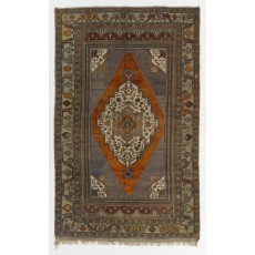 One-of-a-Kind Vintage Handmade Anatolian Taspinar Rug, 100% Wool. Soft Colors