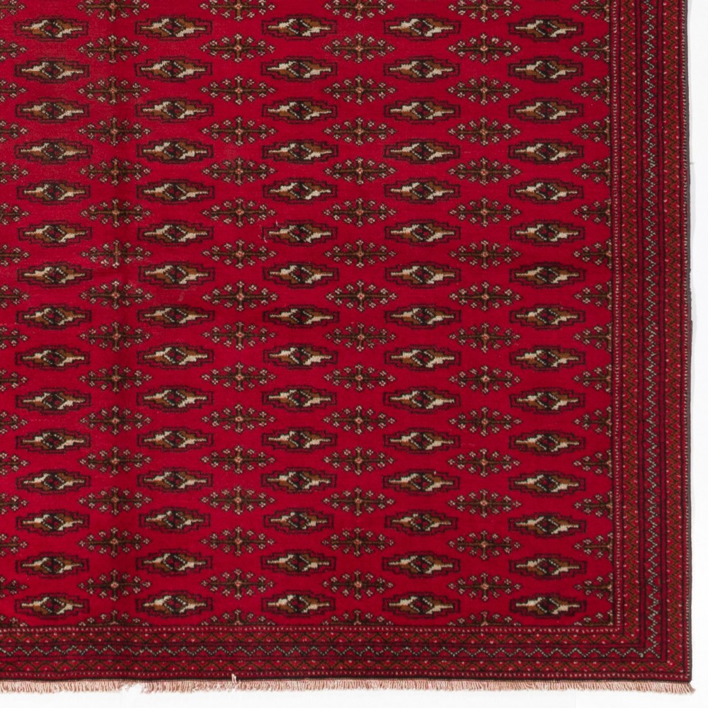 Fine Vintage Handmade Turkoman Rug from Central Asia. Wool Carpet in Red Color