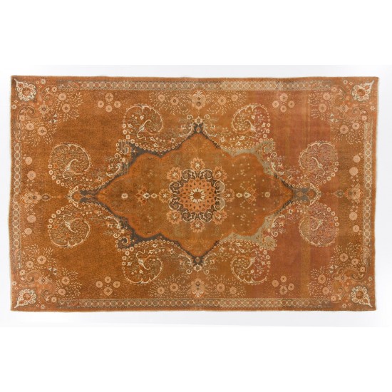 Hand-Knotted Vintage Ladik Rug Hand-Knotted Vintage Ladik Rug