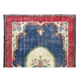 Hand-Knotted Vintage European Rug Hand-Knotted Vintage European Rug