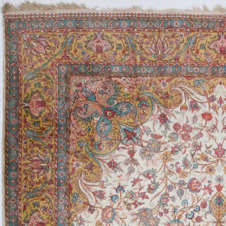 Fine Vintage Handmade Silk Turkish Kayseri Rug Fine Vintage Handmade Silk Turkish Kayseri Rug