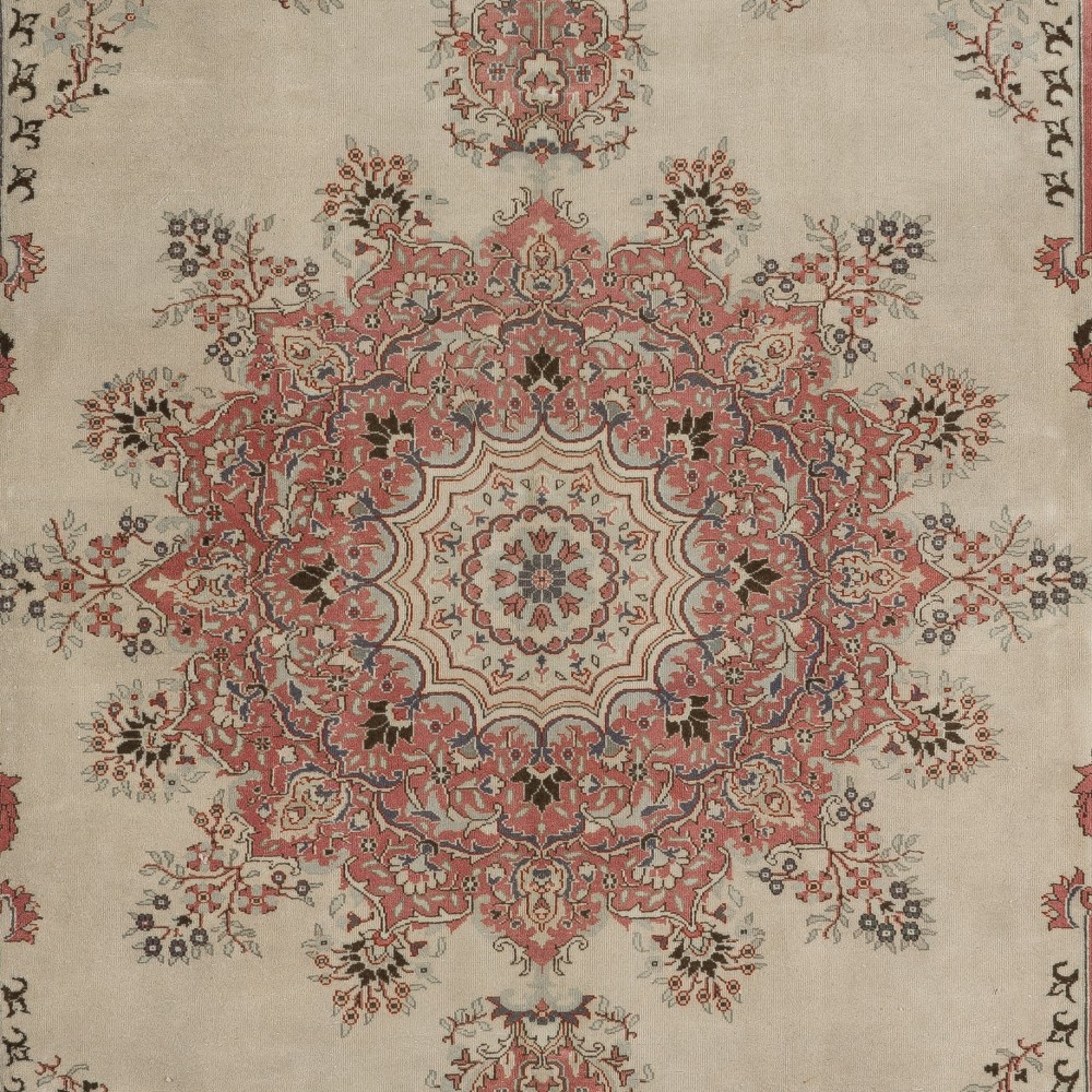 Fine Hand-knotted Vintage Turkish Hereke Wool Rug Fine Hand-knotted Vintage Turkish Hereke Wool Rug