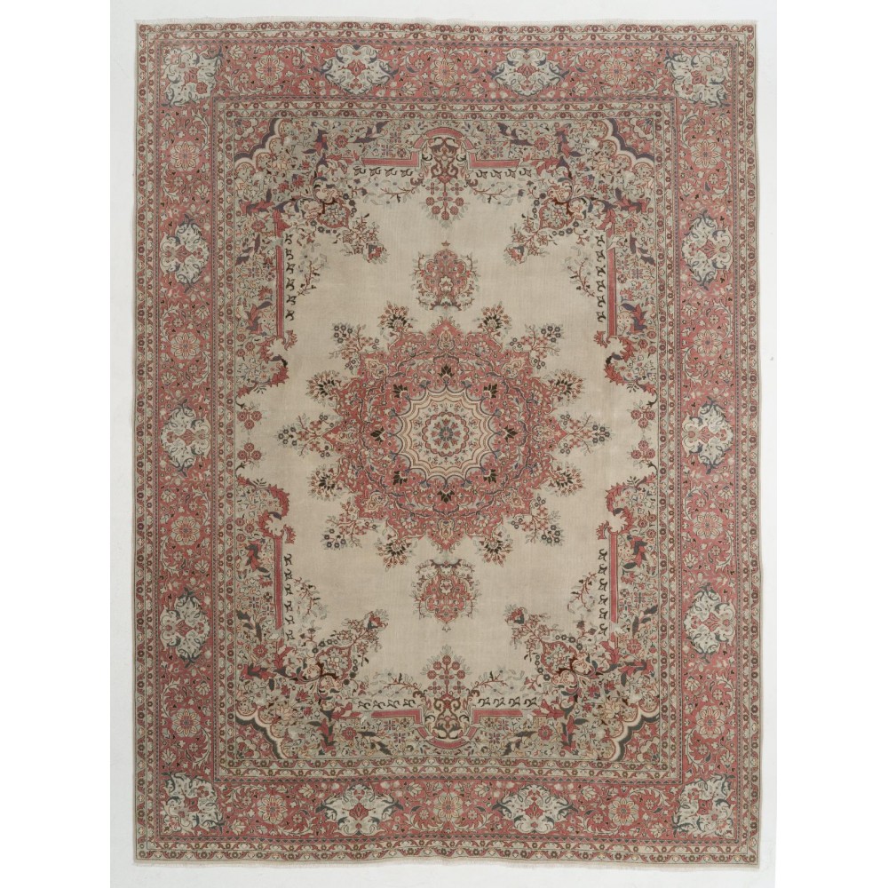 Outstanding Fine Handmade Turkish Hereke Wool Rug