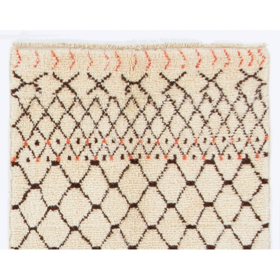 Contemporary Moroccan Tulu Rug, 100% Organic Wool, Custom Options Available Contemporary Moroccan Tulu Rug, 100% Organic Wool, Custom Options Available