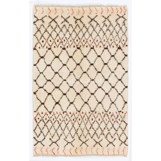 Contemporary Moroccan Tulu Rug, 100% Organic Wool, Custom Options Available Contemporary Moroccan Tulu Rug, 100% Organic Wool, Custom Options Available