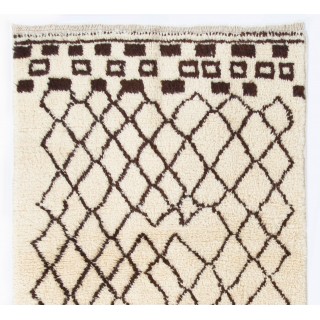Handmade Moroccan Tulu Rug Made of Natural Undyed Wool