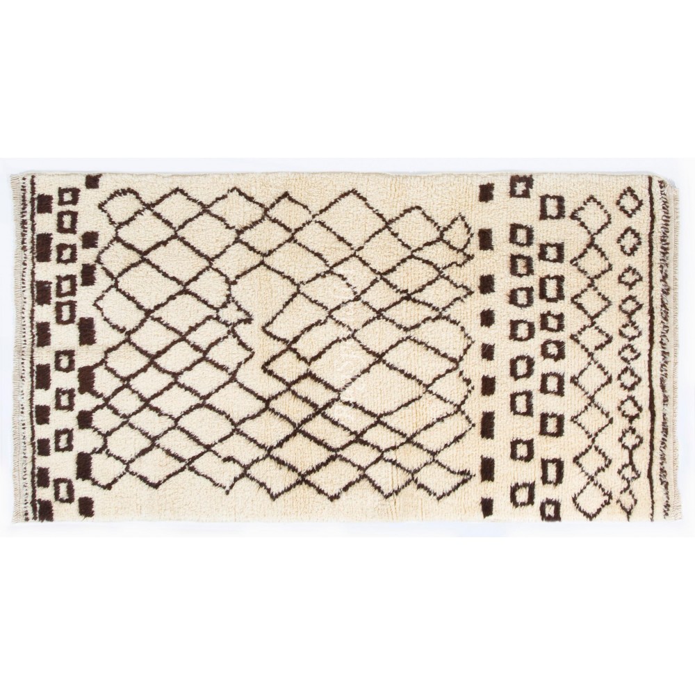 Handmade Moroccan Tulu Rug Made of Natural Undyed Wool