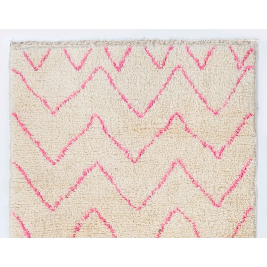 Contemporary Moroccan Wool Rug in Pink and Cream Colors