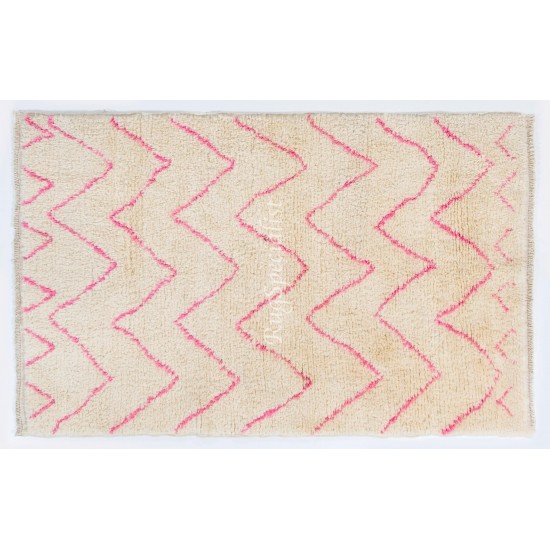 Contemporary Moroccan Wool Rug in Pink and Cream Colors