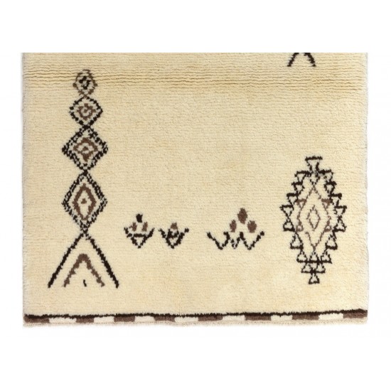 Contemporary Hand-Knotted Moroccan Rug Made Of Natural Un-Dyed Wool. Custom Options Available Contemporary Hand-Knotted Moroccan Rug Made Of Natural Un-Dyed Wool. Custom Options Available