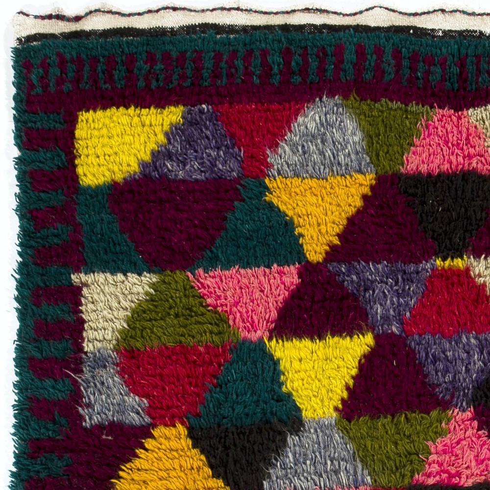 Colorful Vintage Hand-Knotted Turkish Tulu Rug with Geometric Triangle Design, 100% Wool Colorful Vintage Hand-Knotted Turkish Tulu Rug with Geometric Triangle Design, 100% Wool