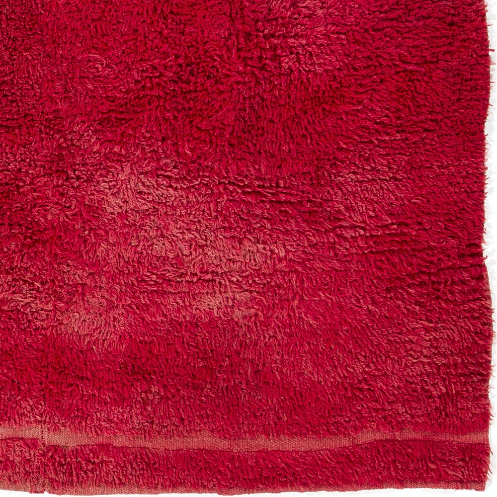 Solid Red Vintage Hand-Knotted Turkish Tulu Rug, 100% Wool Solid Red Vintage Hand-Knotted Turkish Tulu Rug, 100% Wool