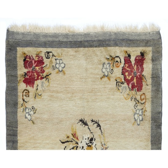 Fine Hand-Knotted Vintage Floral Rug From Konya Fine Hand-Knotted Vintage Floral Rug From Konya