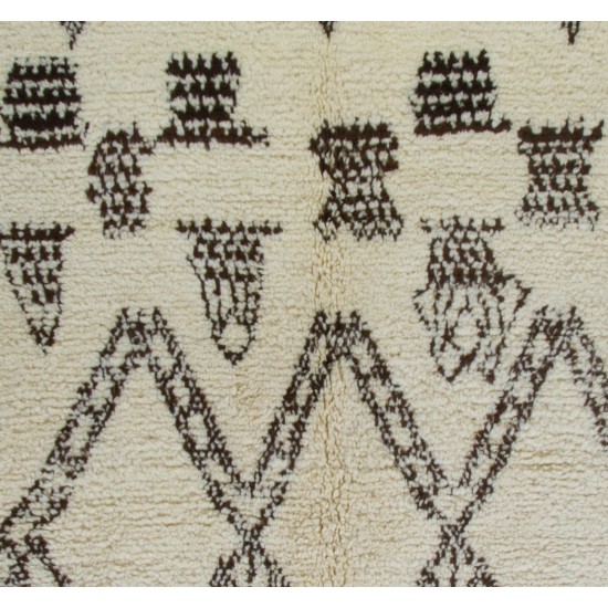 Hand-Knotted Moroccan Beni Ourain Berber Rug, 100% Natural Undyed Wool Hand-Knotted Moroccan Beni Ourain Berber Rug, 100% Natural Undyed Wool