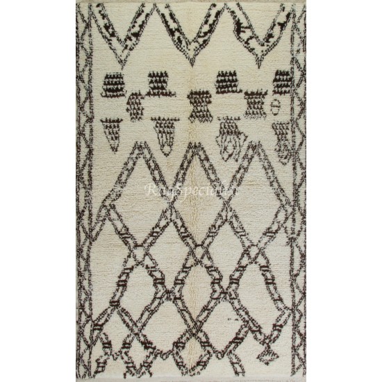 Hand-Knotted Moroccan Beni Ourain Berber Rug, 100% Natural Undyed Wool Hand-Knotted Moroccan Beni Ourain Berber Rug, 100% Natural Undyed Wool