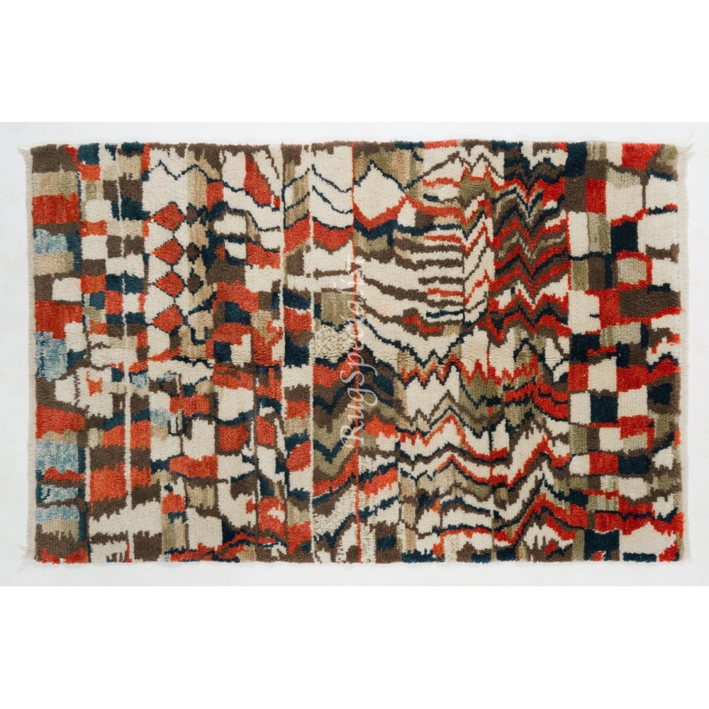Contemporary Wool Rug with Soft Thick Pile and Abstract Design