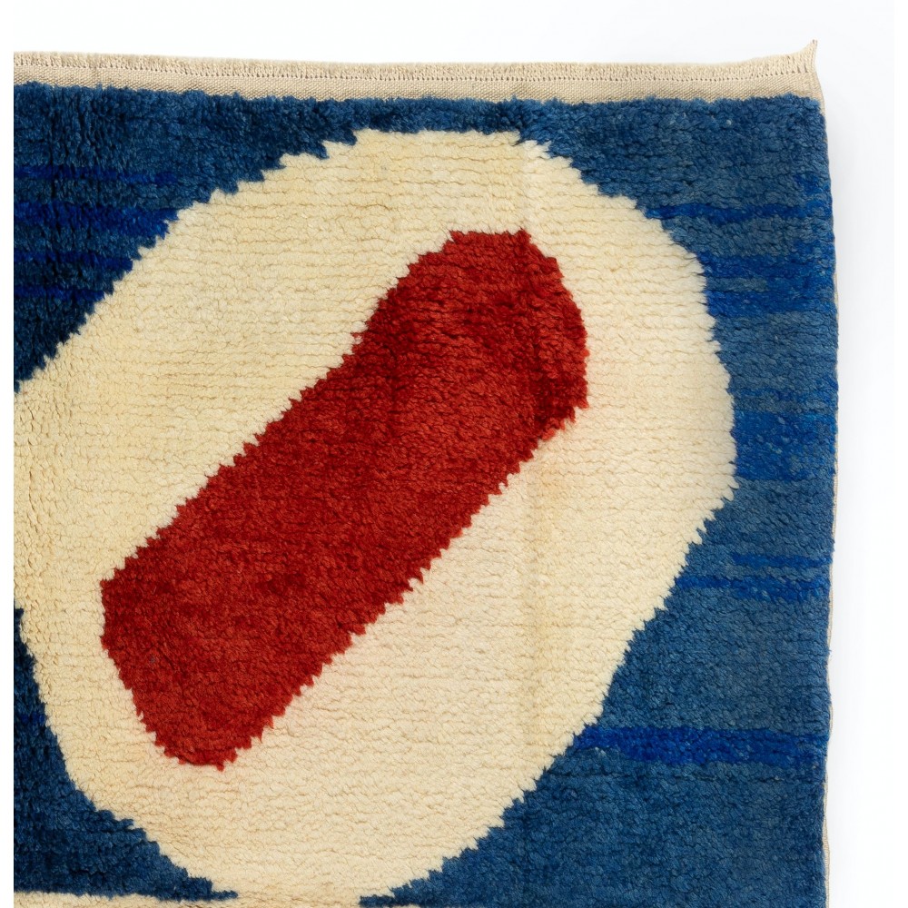 Valentines Day Rug. Modern Pop Art 'LOVE' Carpet. 100% Wool. Valentines Gifts