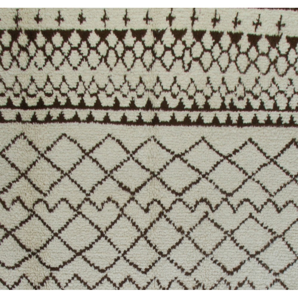 Contemporary Handmade Moroccan Rug Made of Natural Undyed Wool