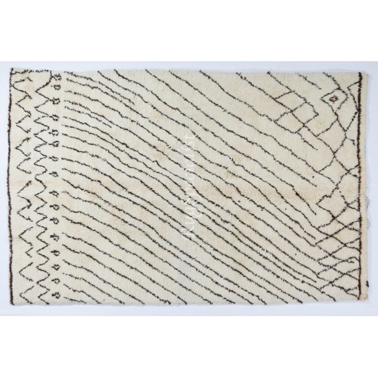 Contemporary Moroccan Rug Made of Natural Cream and Brown Wool