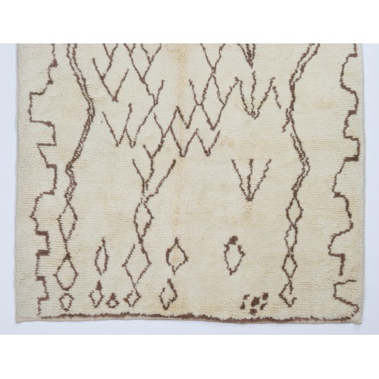 Beni Ourain Rug Made of Natural Ivory and Brown Wool. Authentic Moroccan Carpet, Custom Options Available