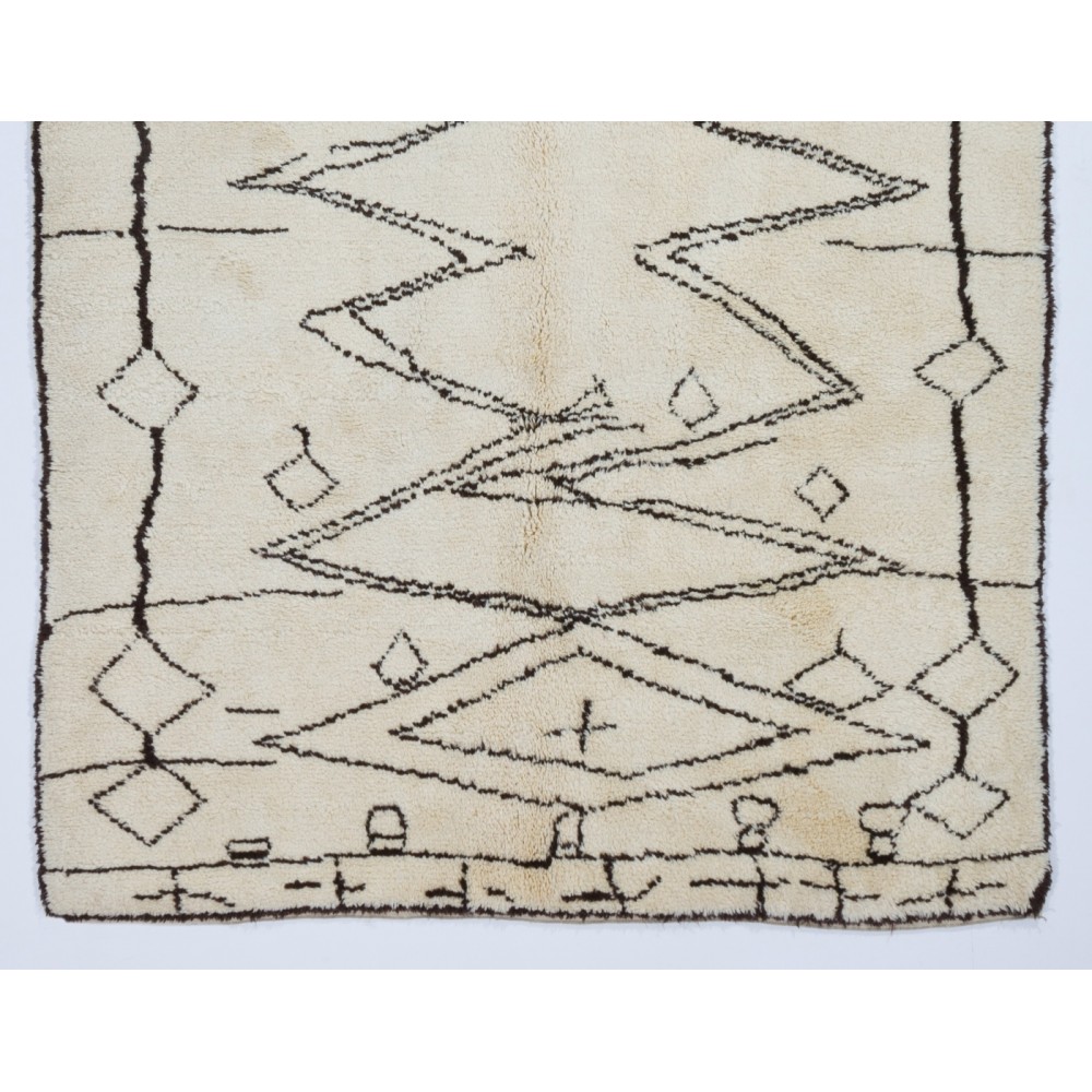 Moroccan Berber Rug Made of Natural Undyed Wool