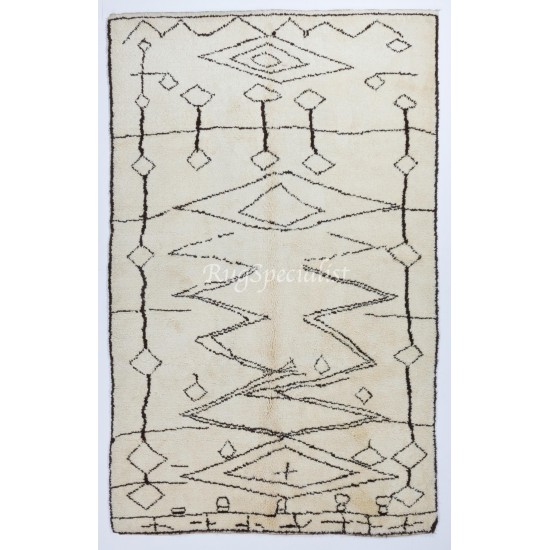 Moroccan Berber Rug Made of Natural Undyed Wool