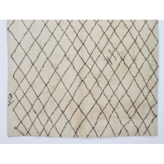 Moroccan Rug Made of Natural Cream and Light Brown Wool
