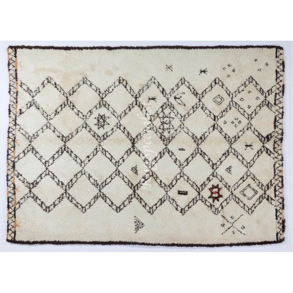 Moroccan Rug. 100% Natural Wool. CUSTOM OPTIONS Available in 5 weeks
