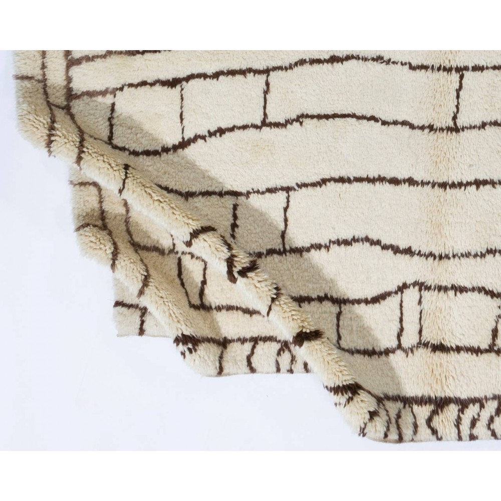 Contemporary Moroccan Beni Ourain Rug Made Of Un-dyed Natural Wool