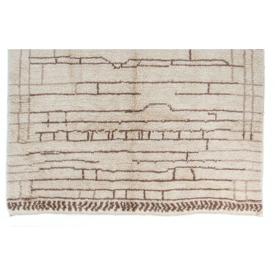 Handmade Beni Ourain Moroccan Tulu Rug Made of Natural Undyed Wool