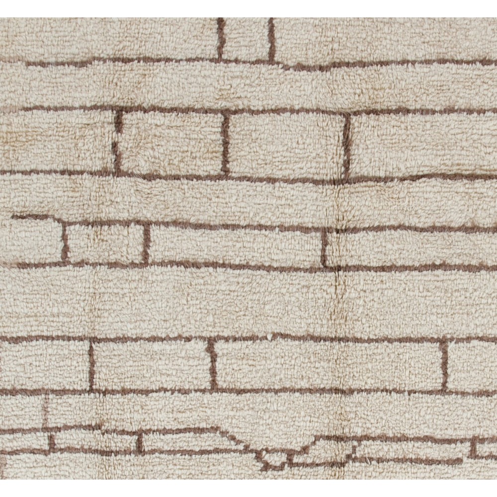 Handmade Beni Ourain Moroccan Tulu Rug Made of Natural Undyed Wool